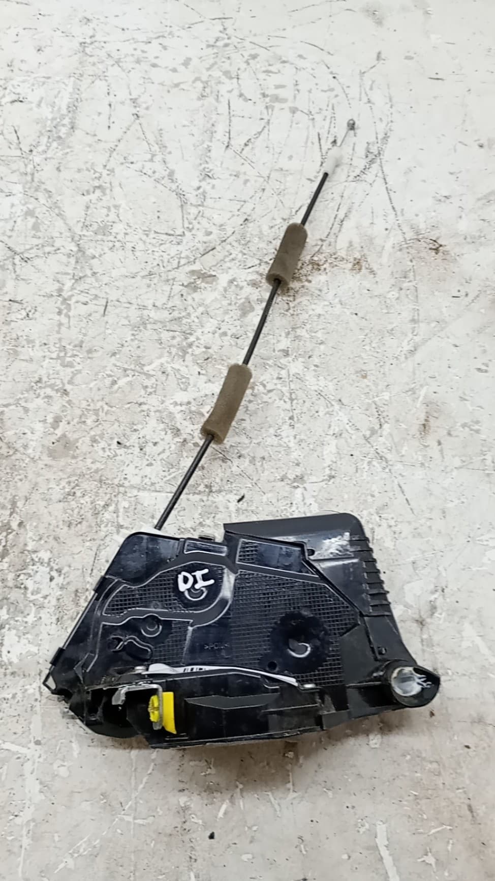 Cerradura puerta delantera izquierda TOYOTA YARIS