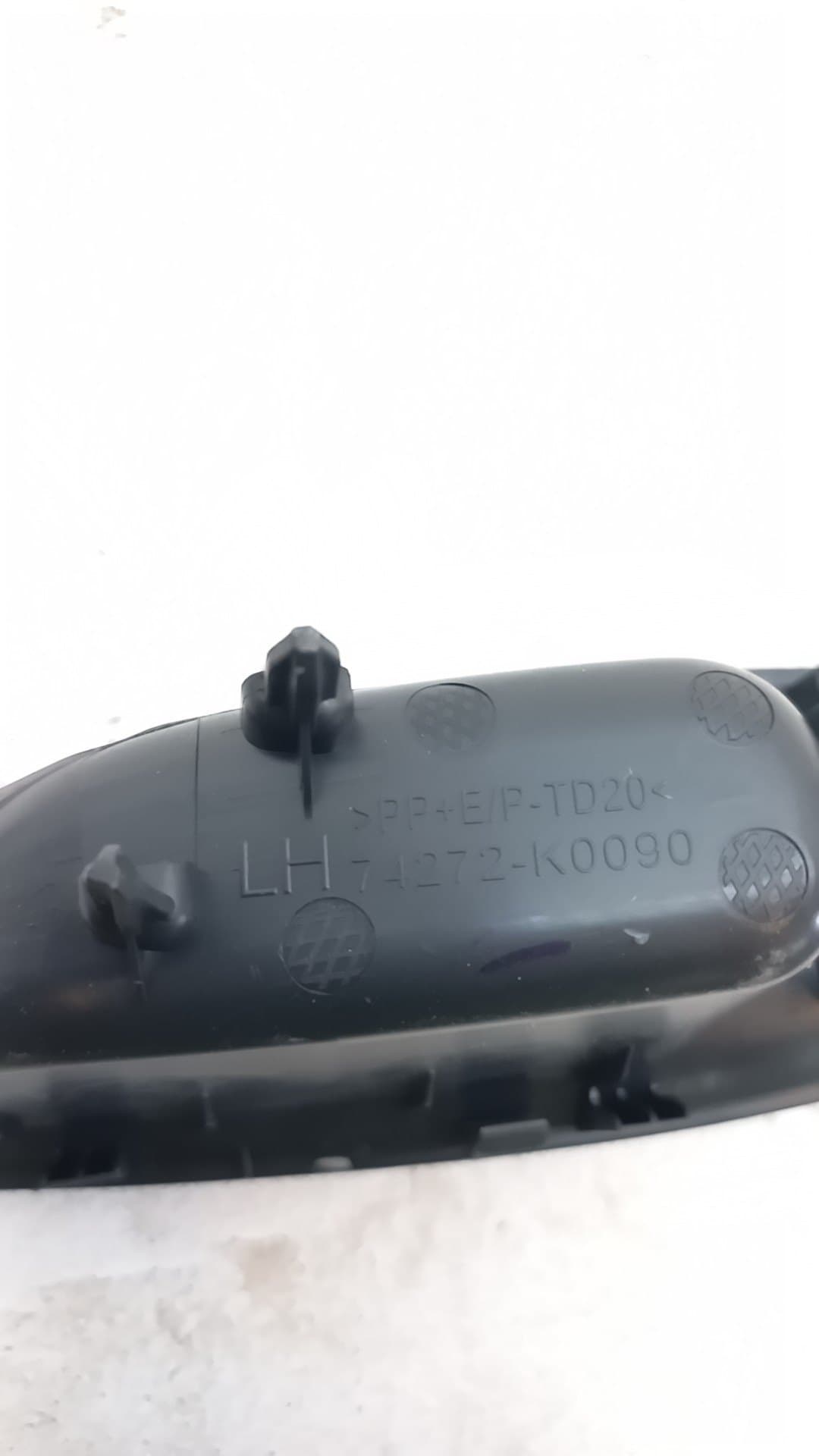 Mando elevalunas trasero izquierdo TOYOTA YARIS 2