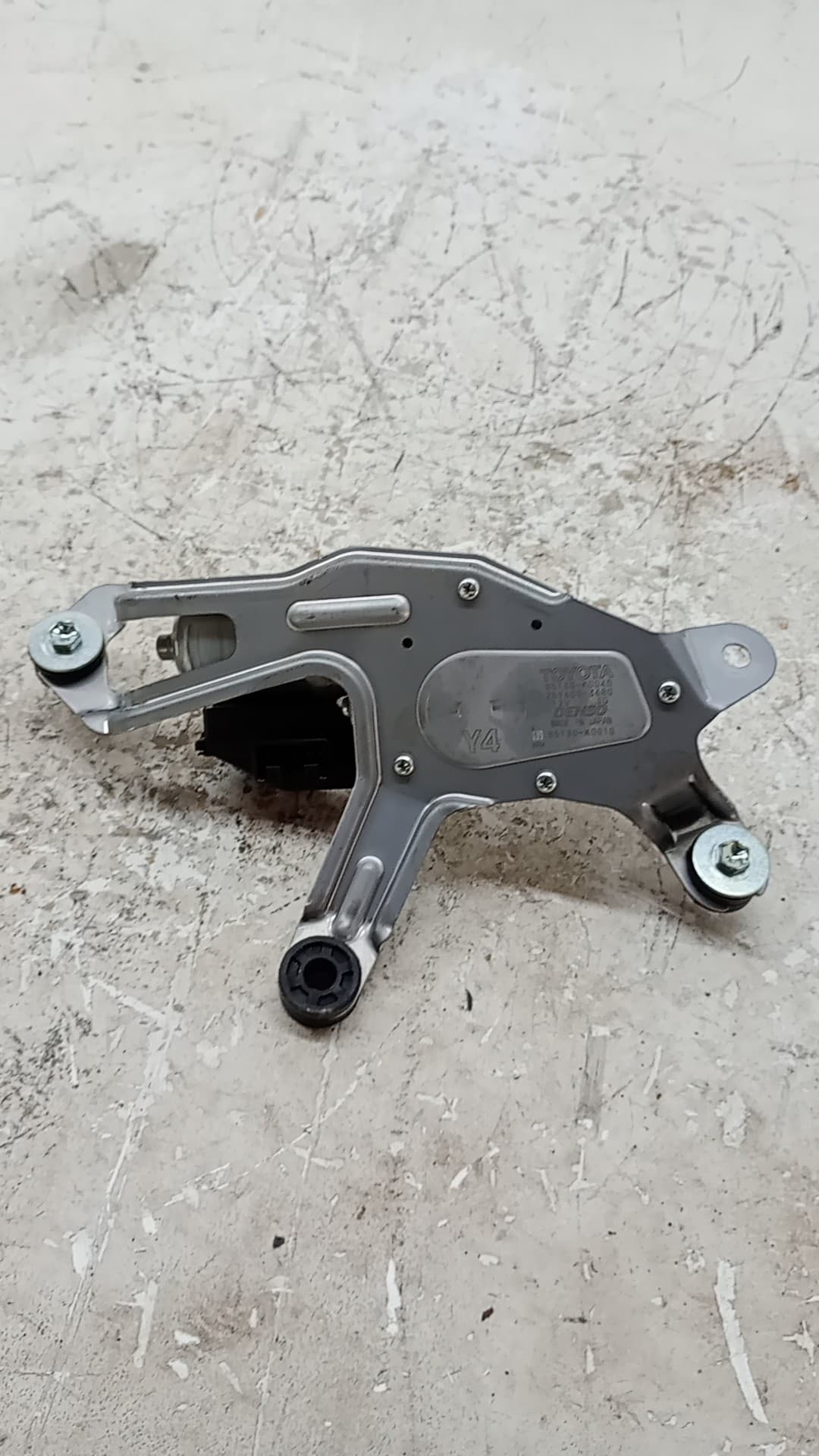 Motor limpia trasero TOYOTA YARIS 3