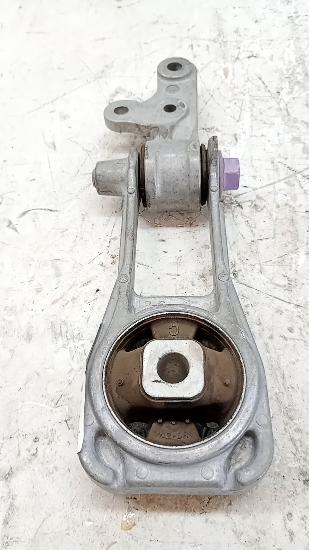 Soporte motor TOYOTA YARIS