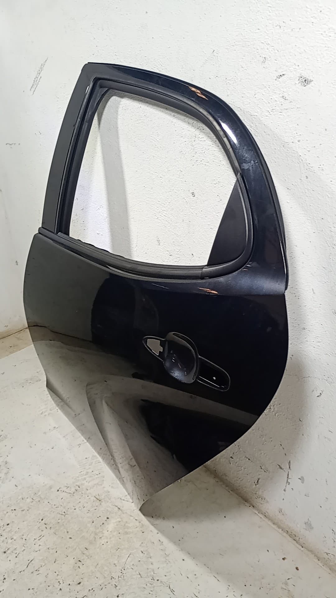 Puerta trasera izquierda TOYOTA YARIS 4