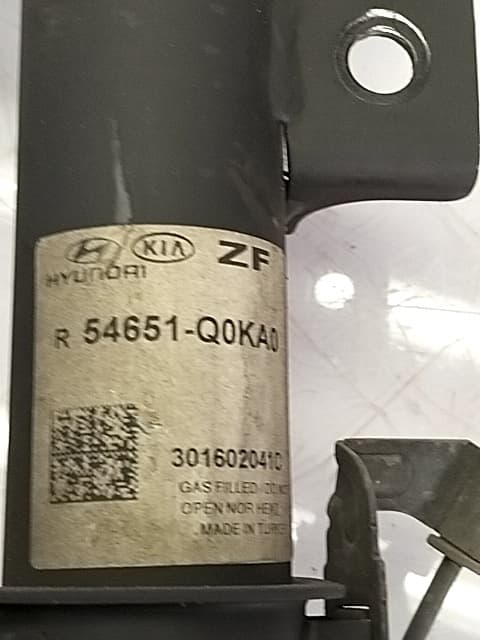 Amortiguador delantero derecho HYUNDAI BAYON 4