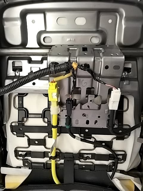 Asiento delantero derecho HYUNDAI BAYON 3