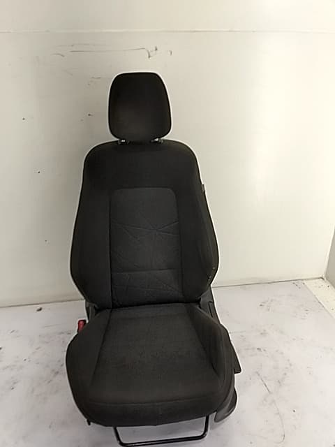 Asiento delantero izquierdo HYUNDAI BAYON 3