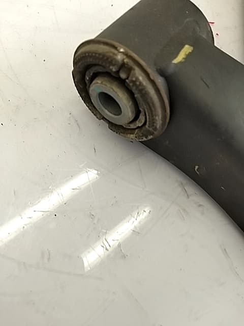 Brazo suspension inferior delantero izquierdo HYUNDAI BAYON 5
