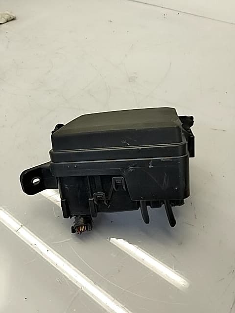 Caja reles / fusibles HYUNDAI BAYON 5