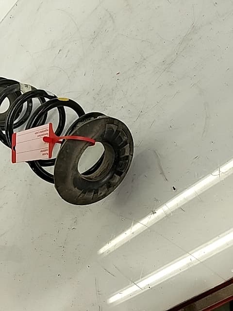 Muelles traseros HYUNDAI BAYON 4