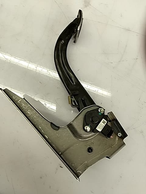 Pedal embrague HYUNDAI BAYON 4