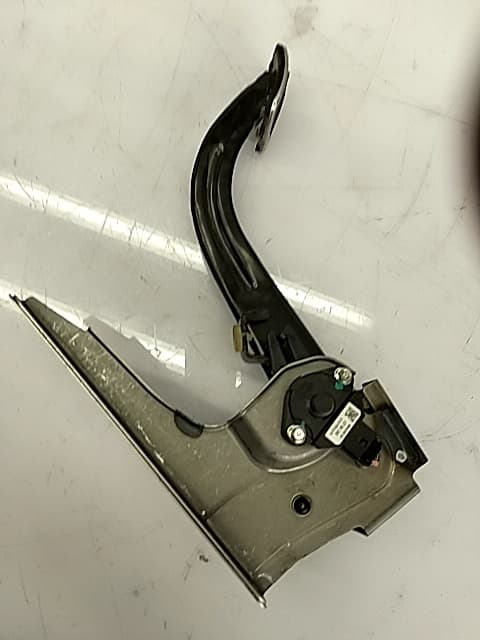 Pedal embrague HYUNDAI BAYON 3