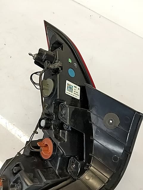 Piloto trasero izquierdo HYUNDAI BAYON 4
