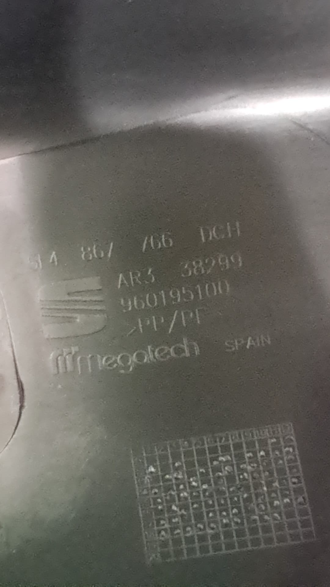 Moldura interior SEAT LEON (5F1) 2