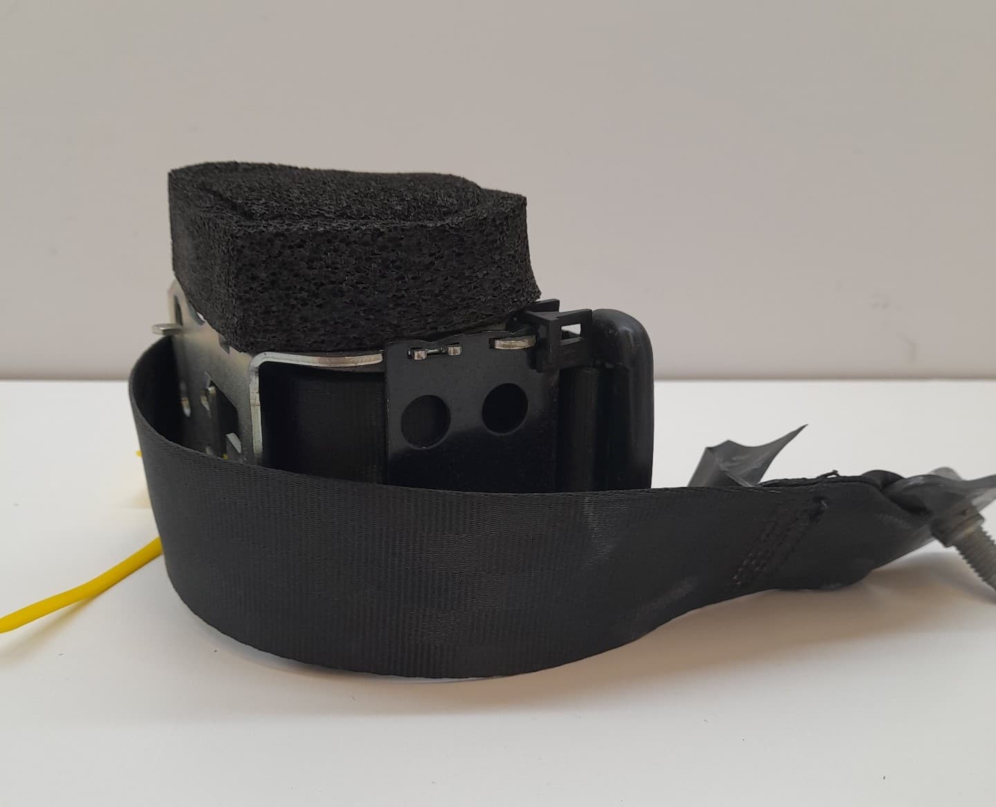 Cinturon seguridad trasero derecho PEUGEOT 3008 2