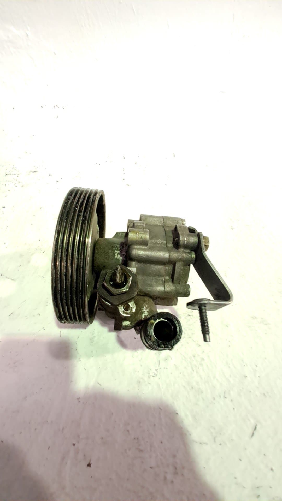 Bomba direccion CITROEN C5 BERLINA 4