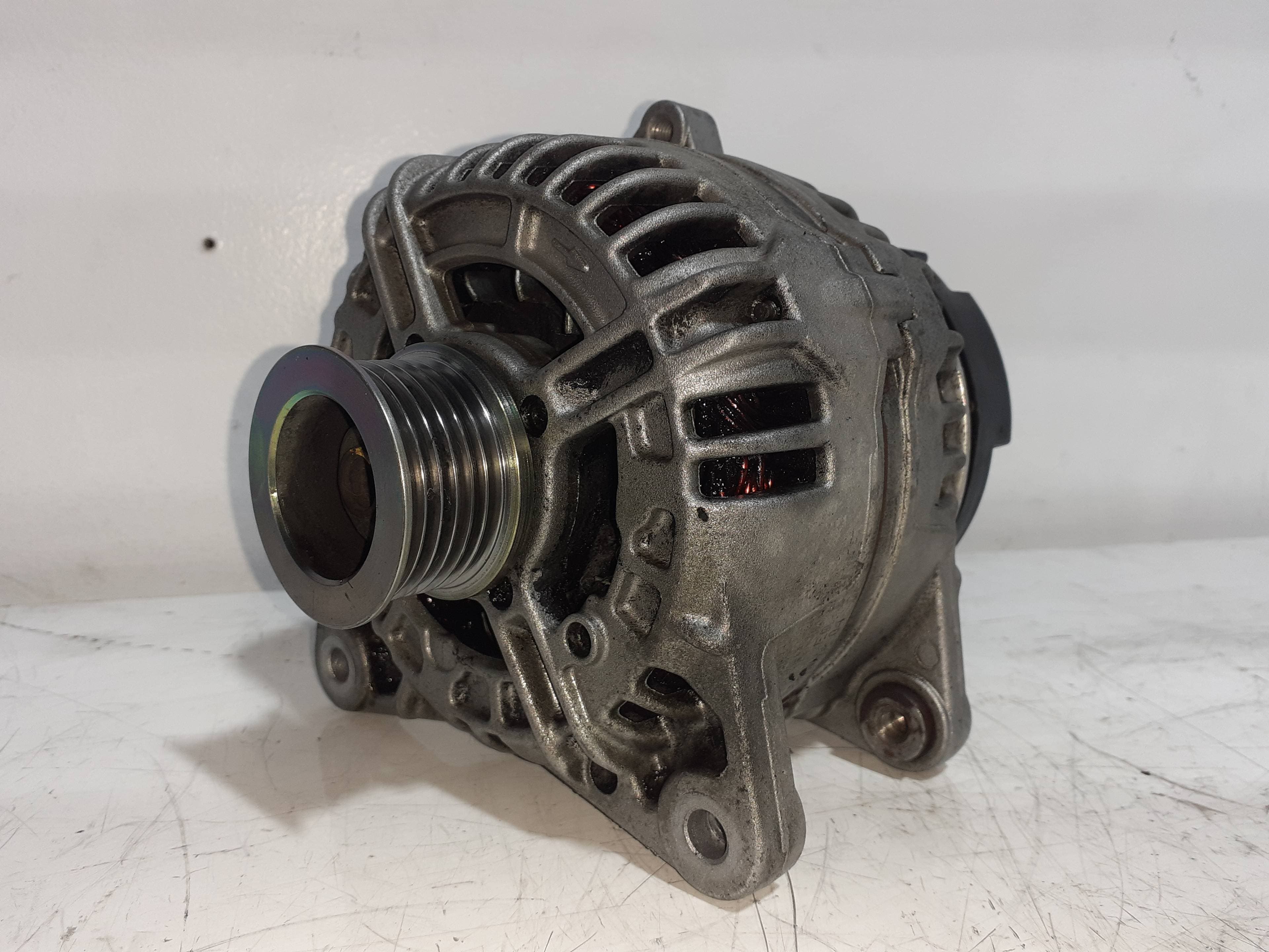 Alternador RENAULT LAGUNA II (BG0)