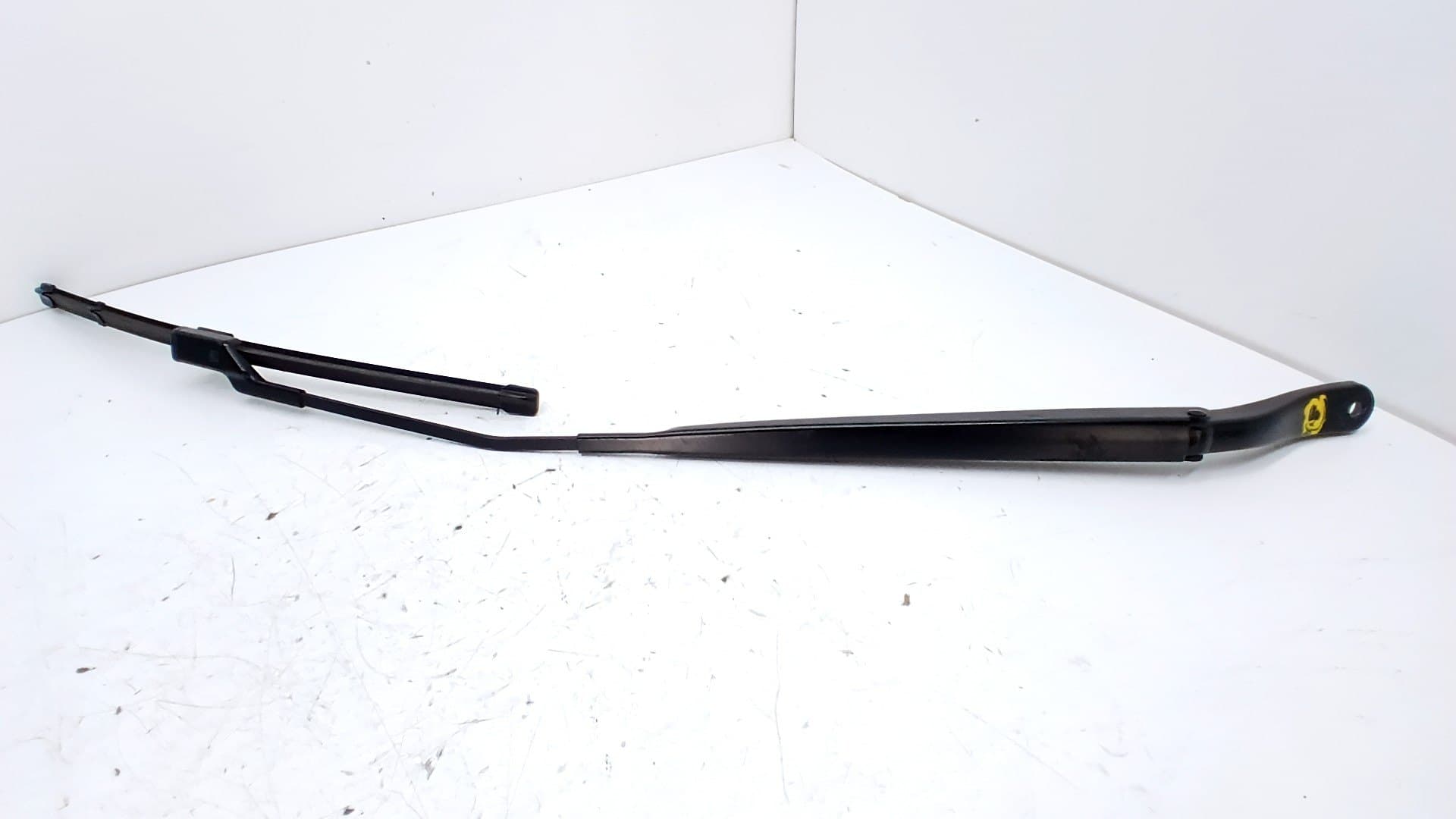 Brazo limpia delantero derecho RENAULT KANGOO