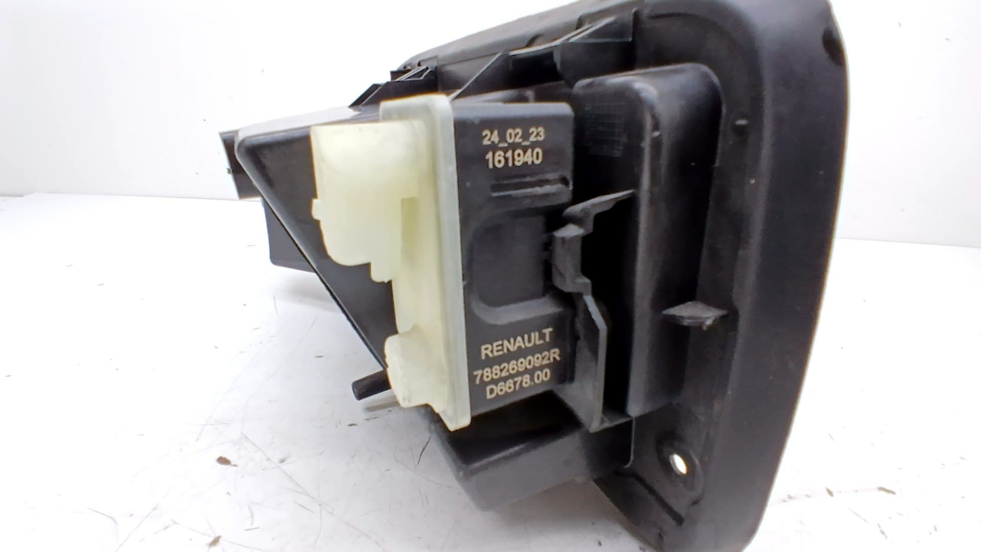 Tapa exterior combustible RENAULT KANGOO