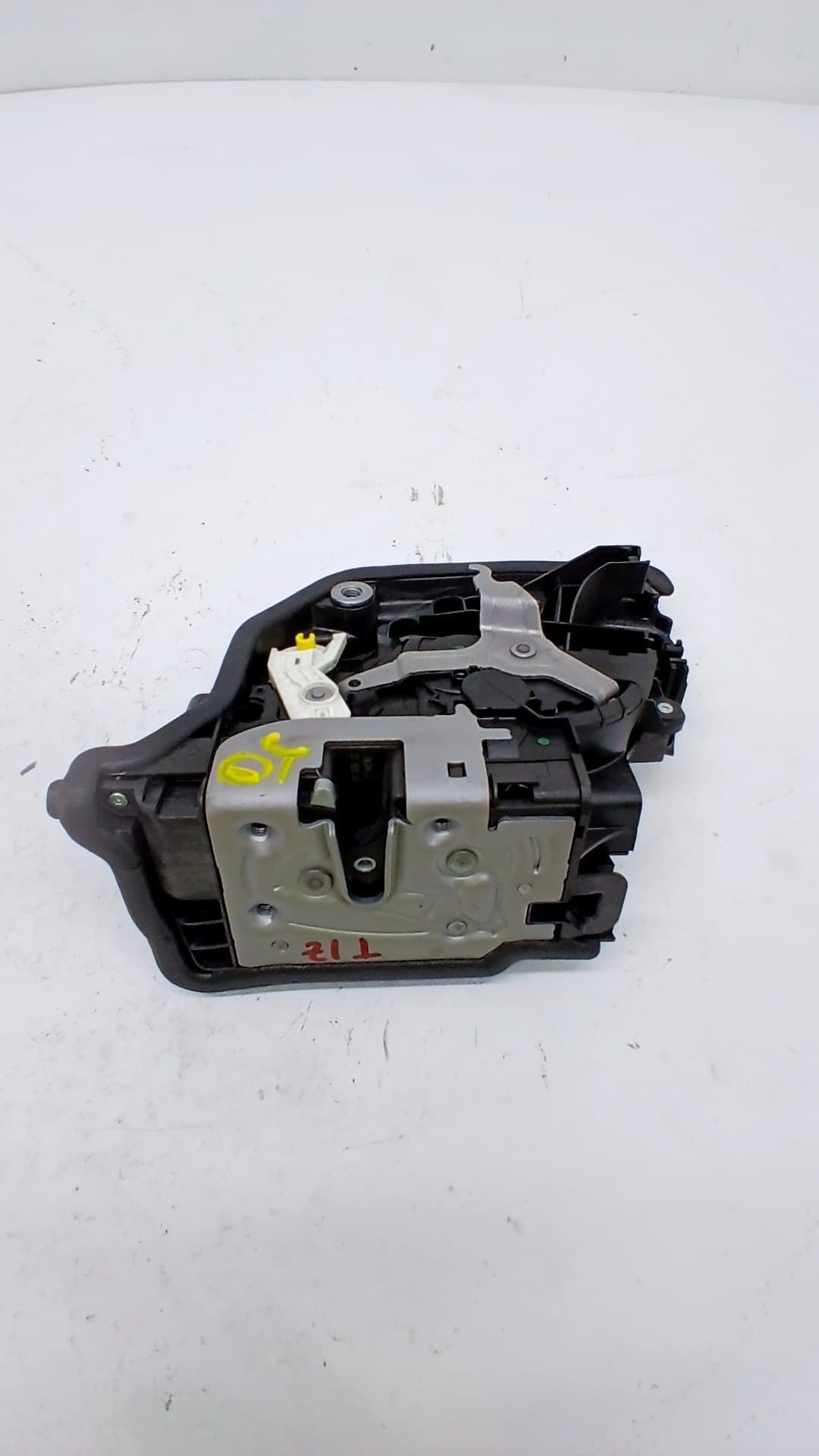 Cerradura puerta trasera izquierda BMW SERIE 2 GRAN TOURER (F46)