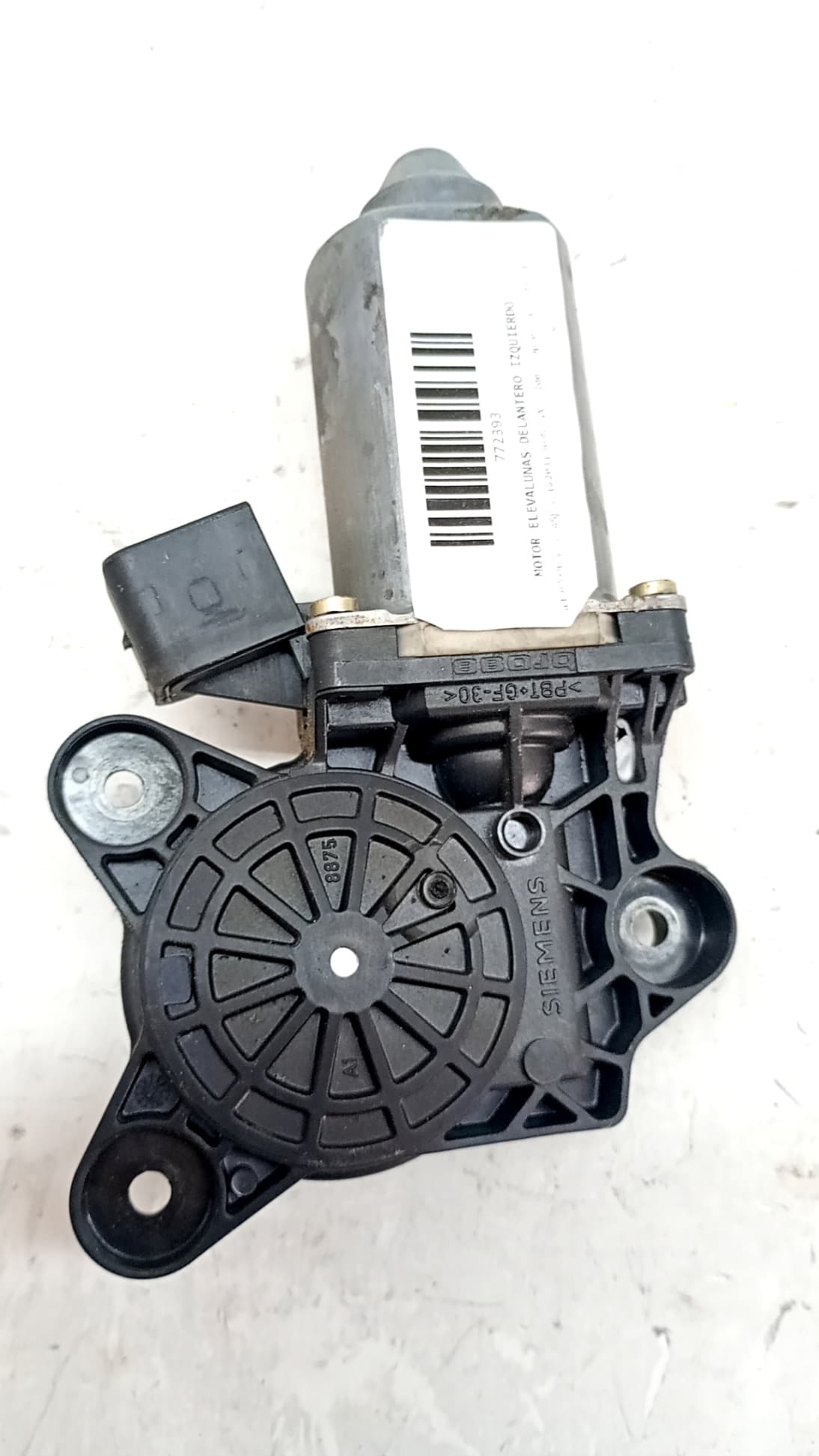 Motor elevalunas delantero izquierdo MERCEDES-BENZ CLASE C (W203) BERLINA