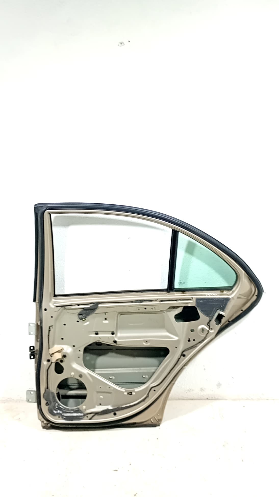 Puerta trasera derecha MERCEDES-BENZ CLASE C (W203) BERLINA 2