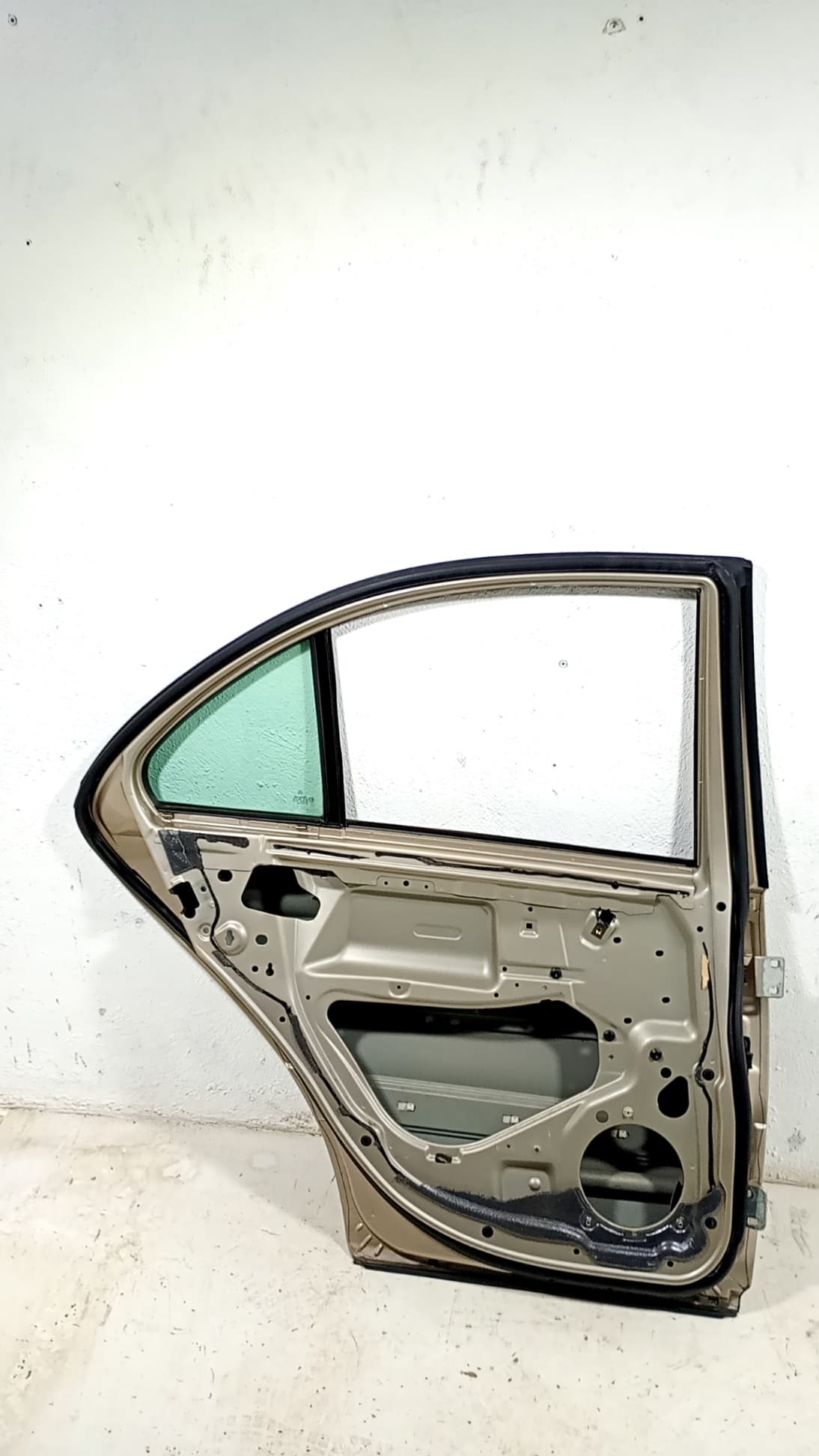 Puerta trasera izquierda MERCEDES-BENZ CLASE C (W203) BERLINA 2