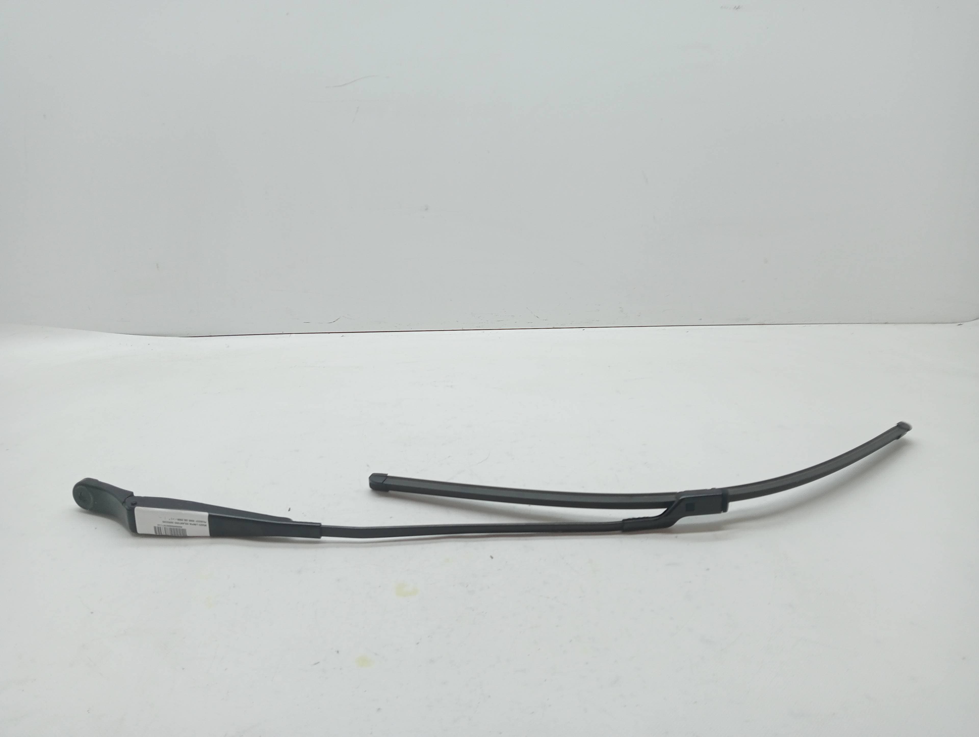 Brazo limpia delantero derecho PEUGEOT 3008