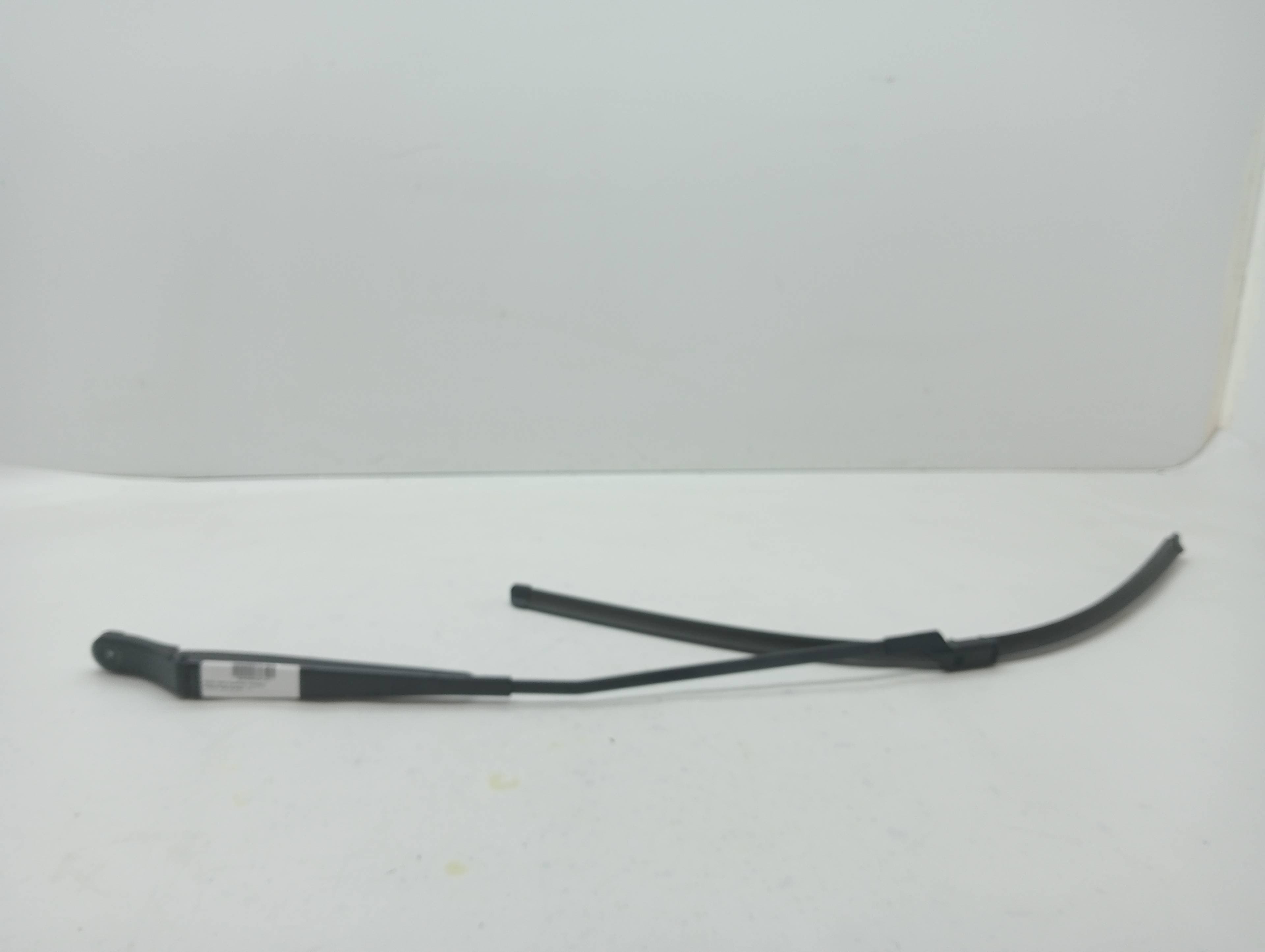 Brazo limpia delantero izquierdo PEUGEOT 3008
