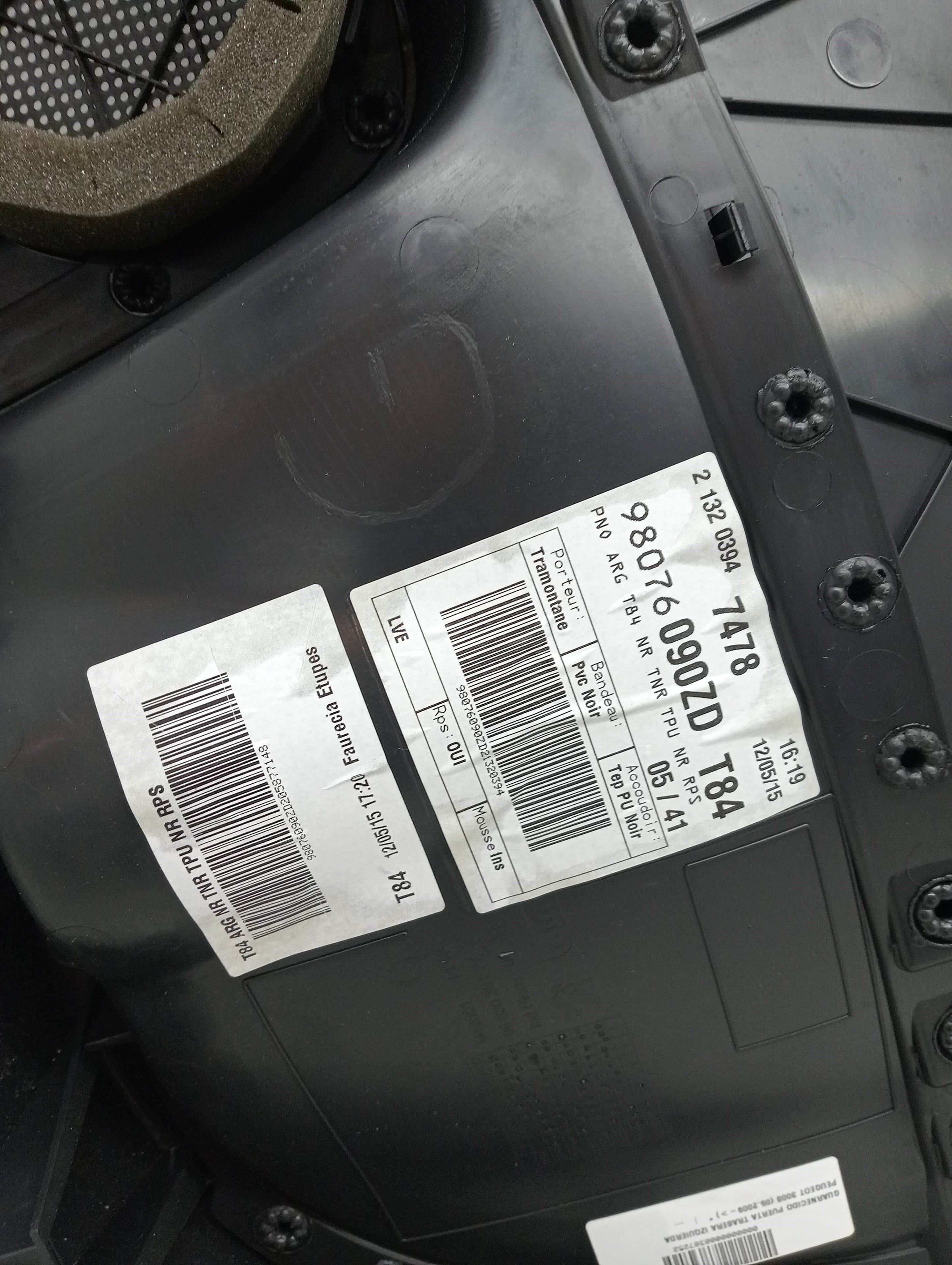 Recambio PEUGEOT 3008 ref. 98076090ZD 3