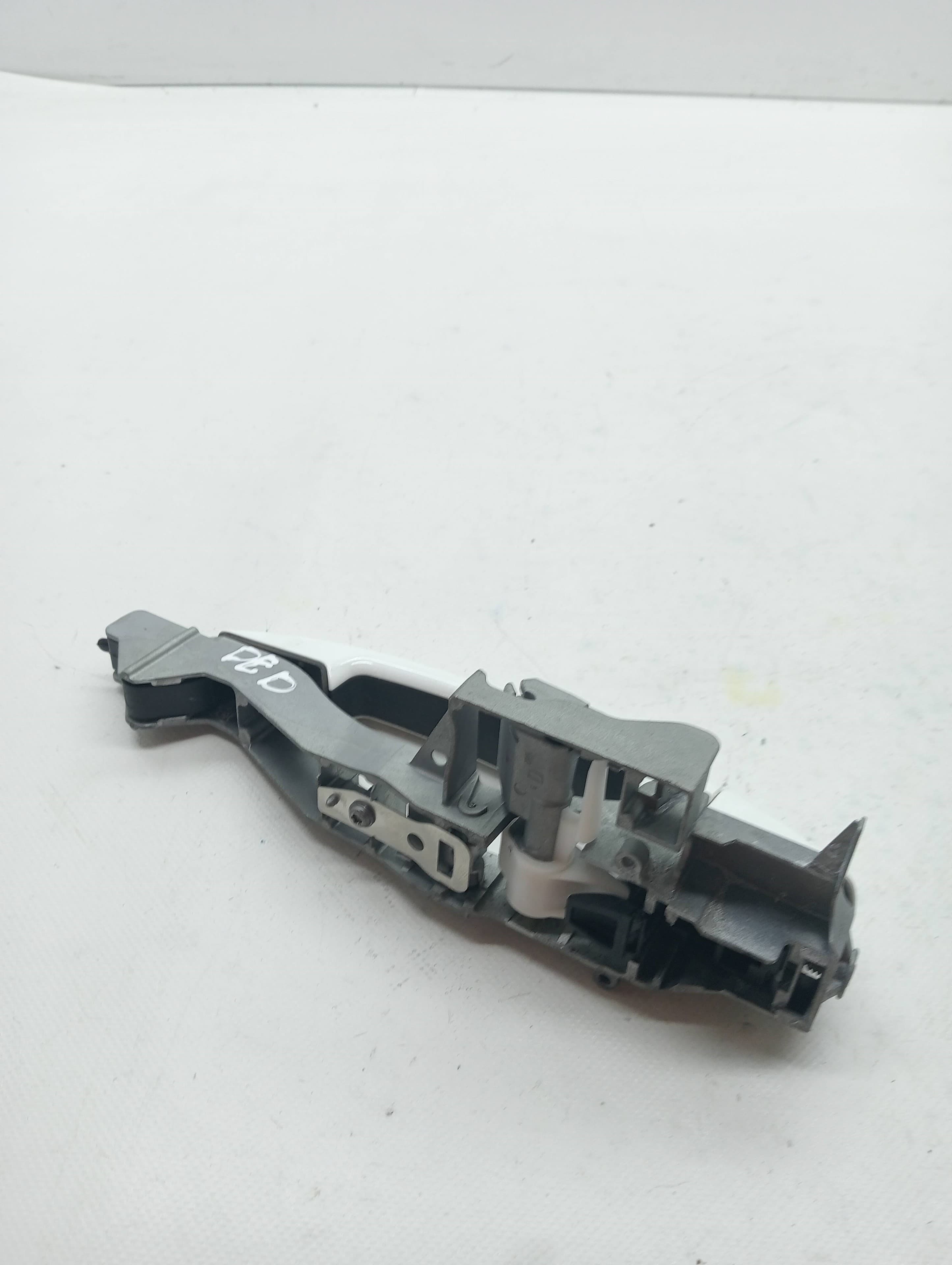 Maneta exterior delantera derecha PEUGEOT 3008 3
