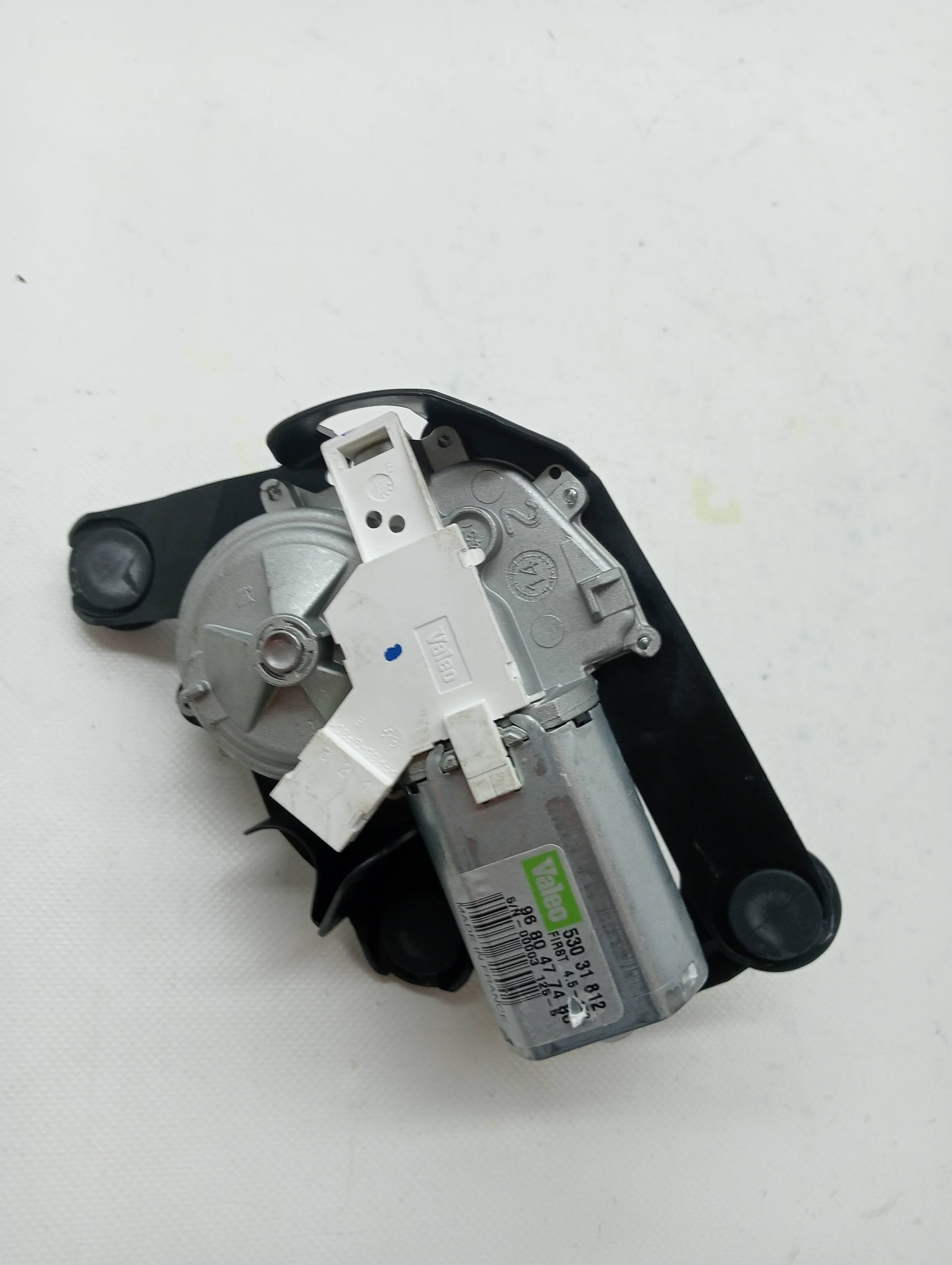 Motor limpia trasero PEUGEOT 3008 3