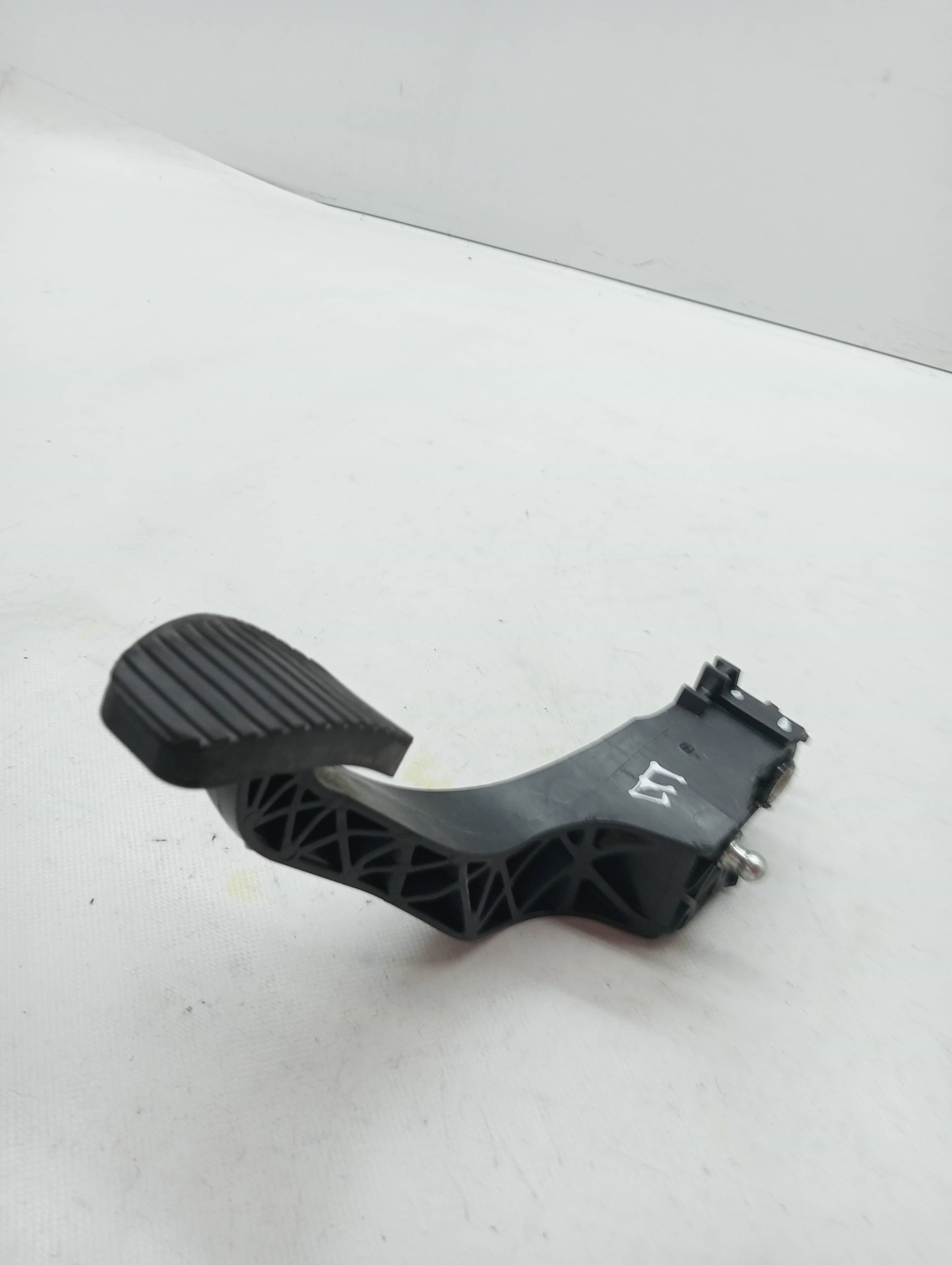 Pedal embrague PEUGEOT 3008 3