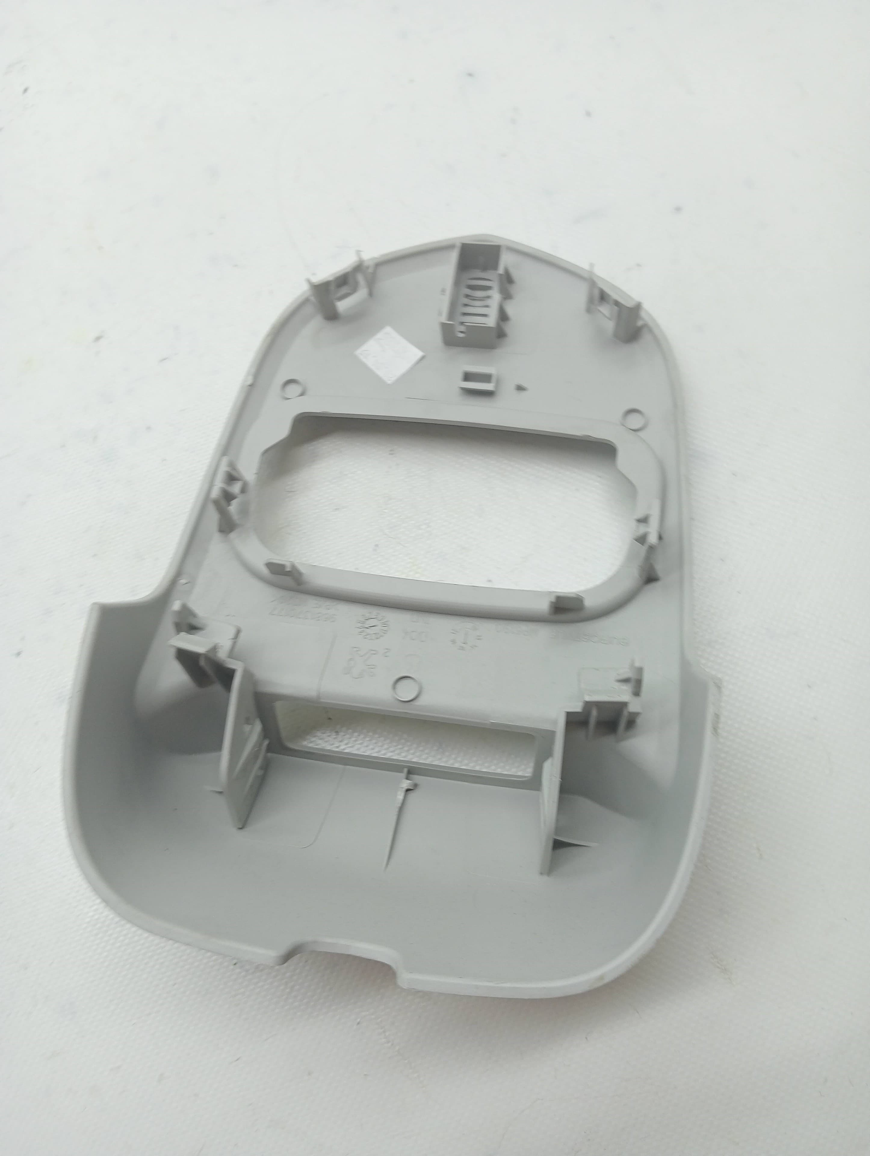 Plastico PEUGEOT 3008 2