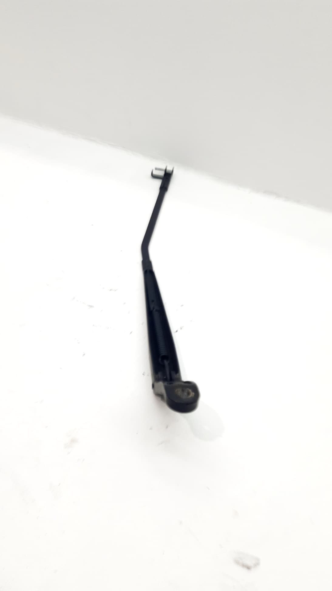 Brazo limpia delantero izquierdo CITROEN C4 PICASSO 3