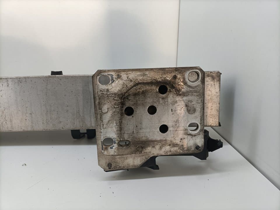 Refuerzo paragolpes delantero CITROEN C4 BERLINA 3