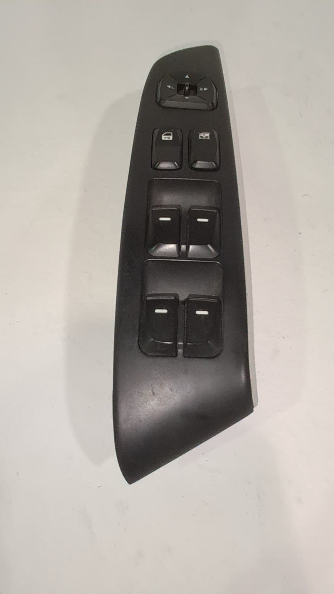 Mando elevalunas delantero izquierdo HYUNDAI IX35