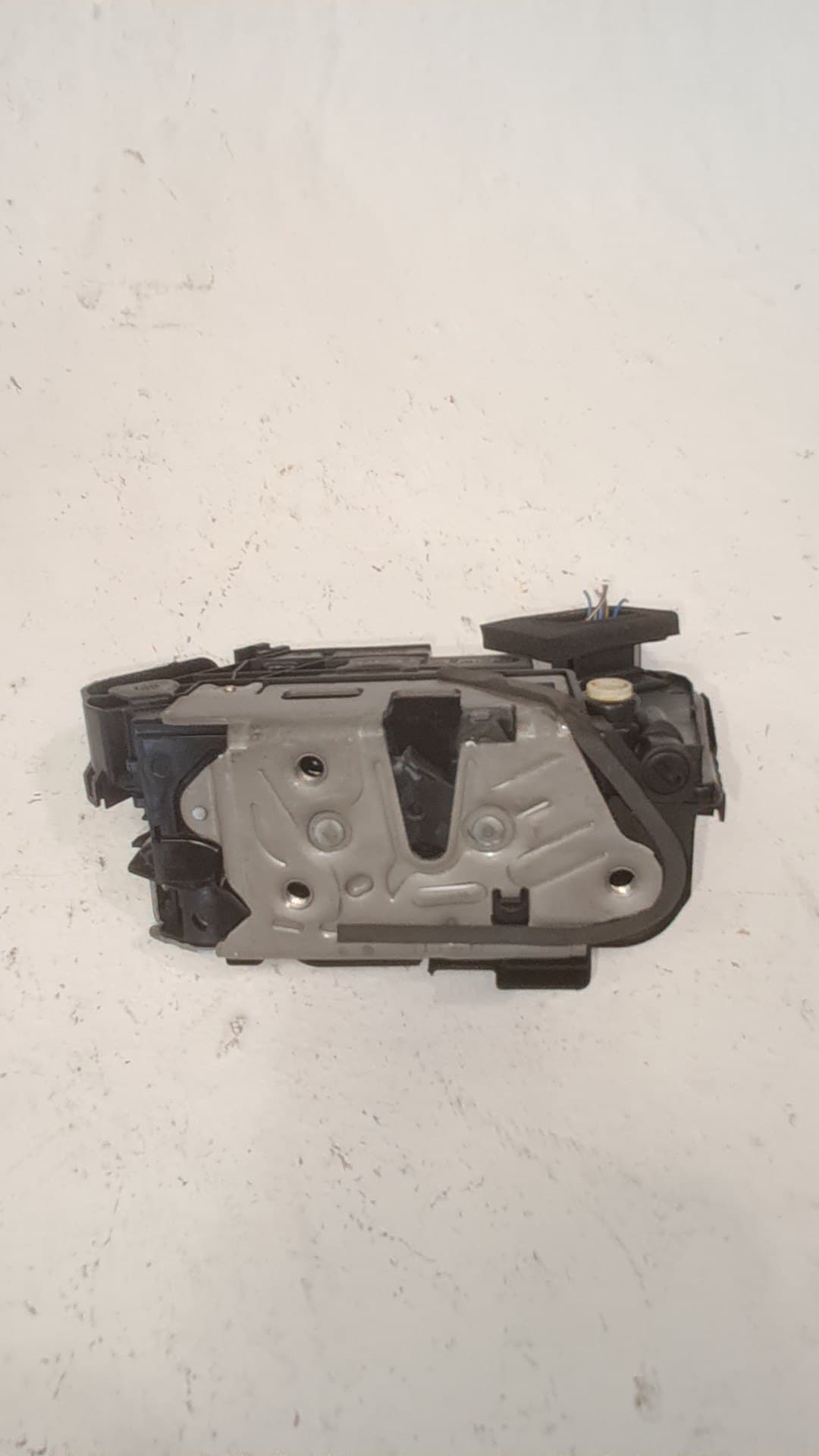 Cerradura puerta trasera derecha SEAT ATECA (KH7) 2