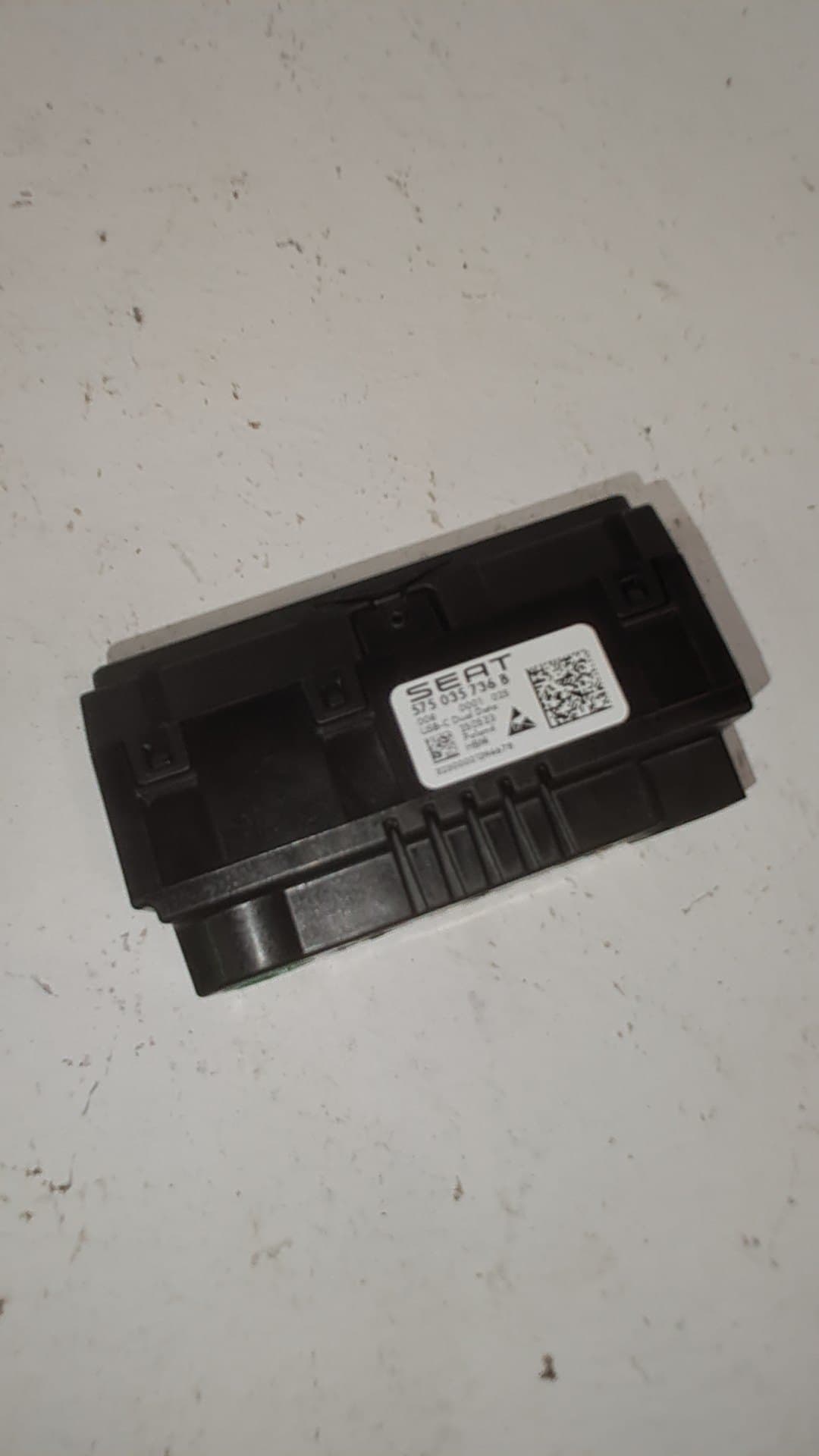 Recambio SEAT ATECA (KH7) ref. 575035736B 2