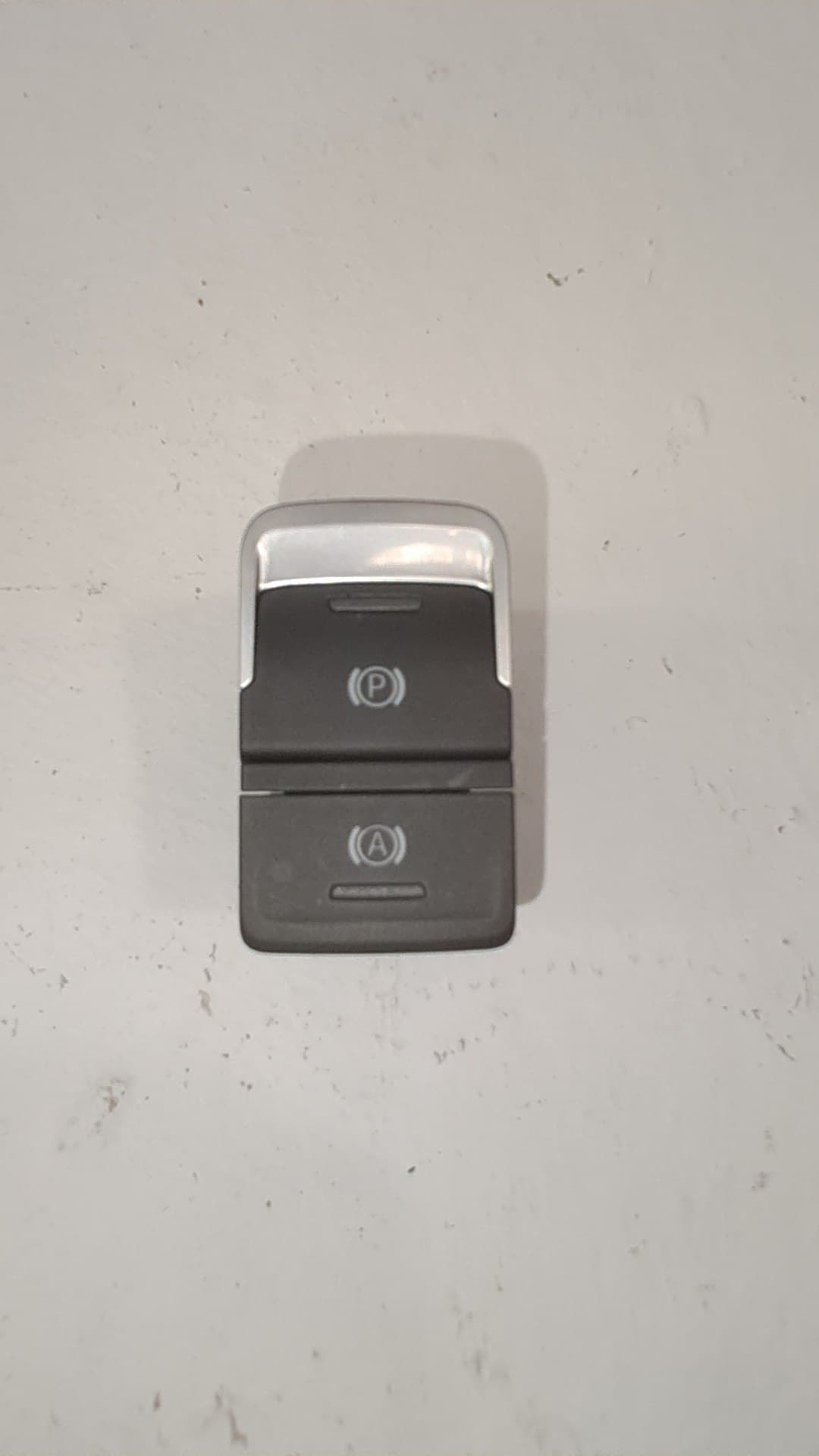 Freno de mano electrico SEAT ATECA (KH7)