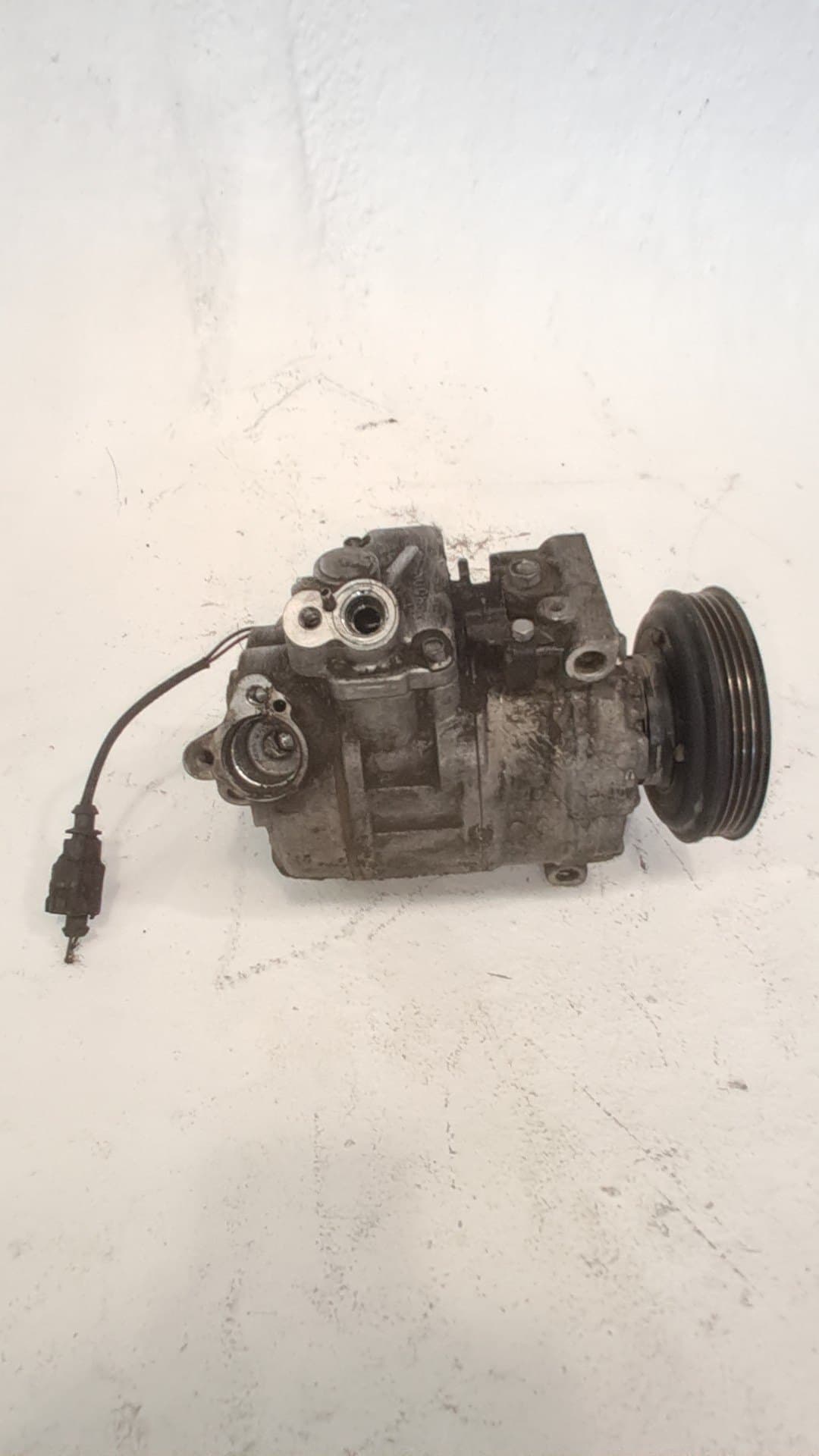 Recambio AUDI A4 BERLINA (8E) ref. 8E0260805AB 4