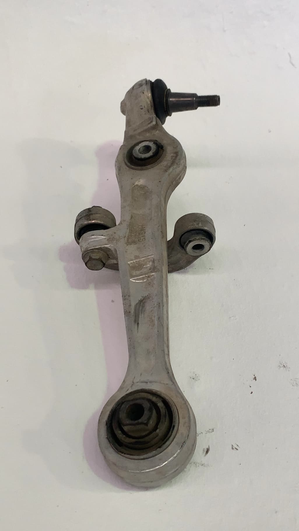 Brazo suspension inferior delantero izquierdo AUDI A4 BERLINA (8E)