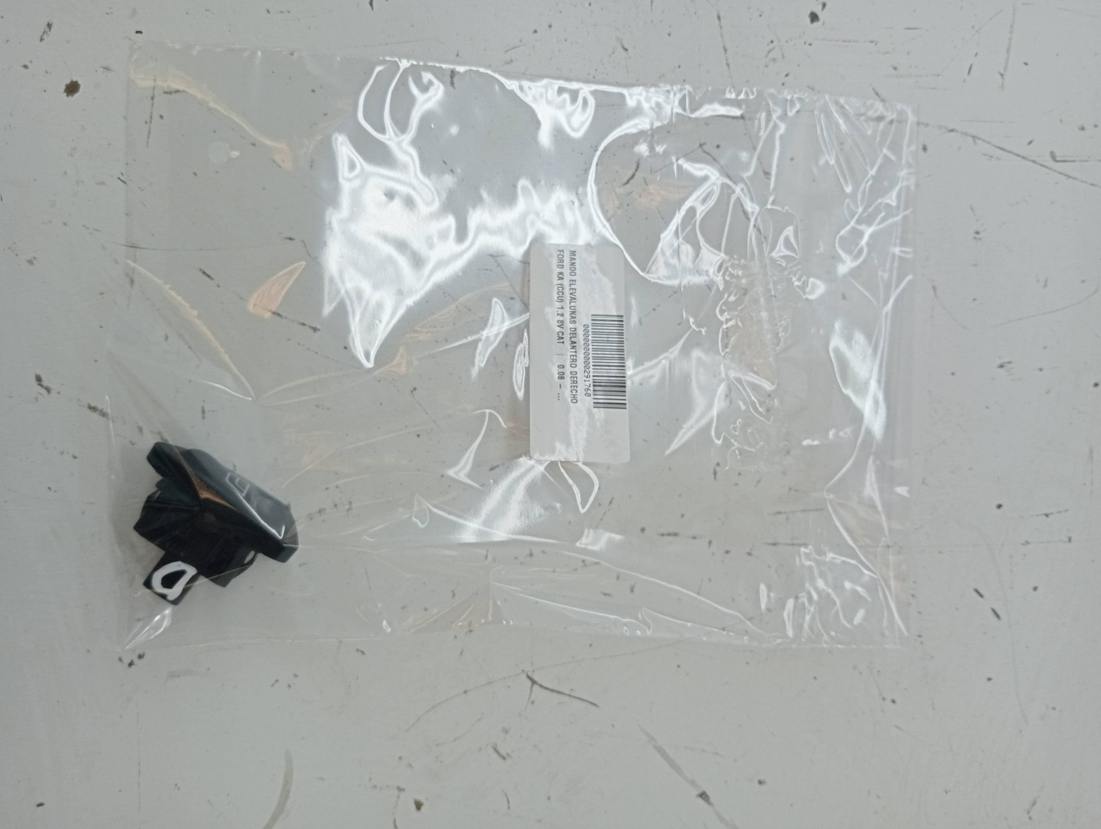Mando elevalunas delantero derecho FORD KA (CCU) 2