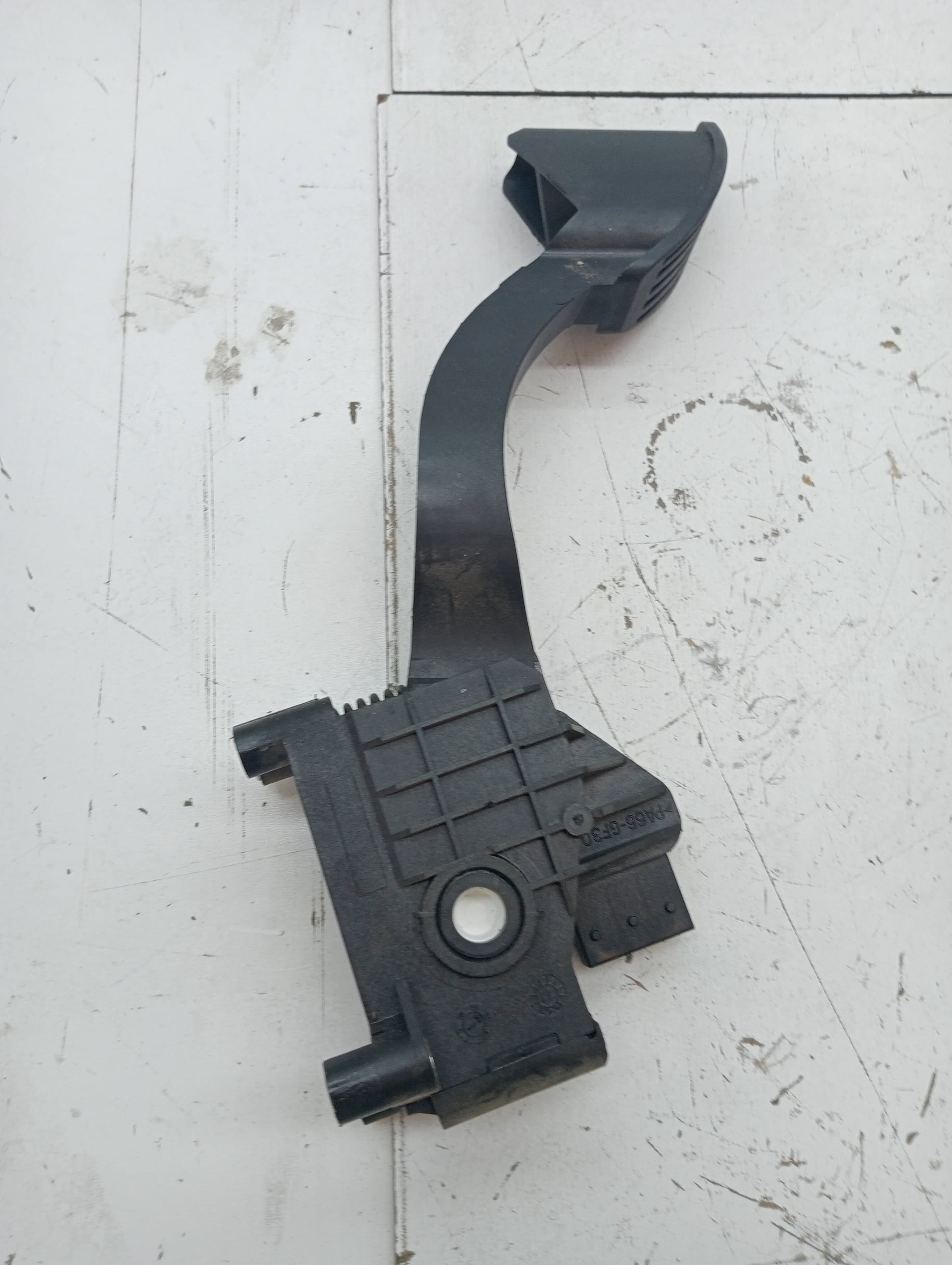 Pedal acelerador FORD KA (CCU) 2
