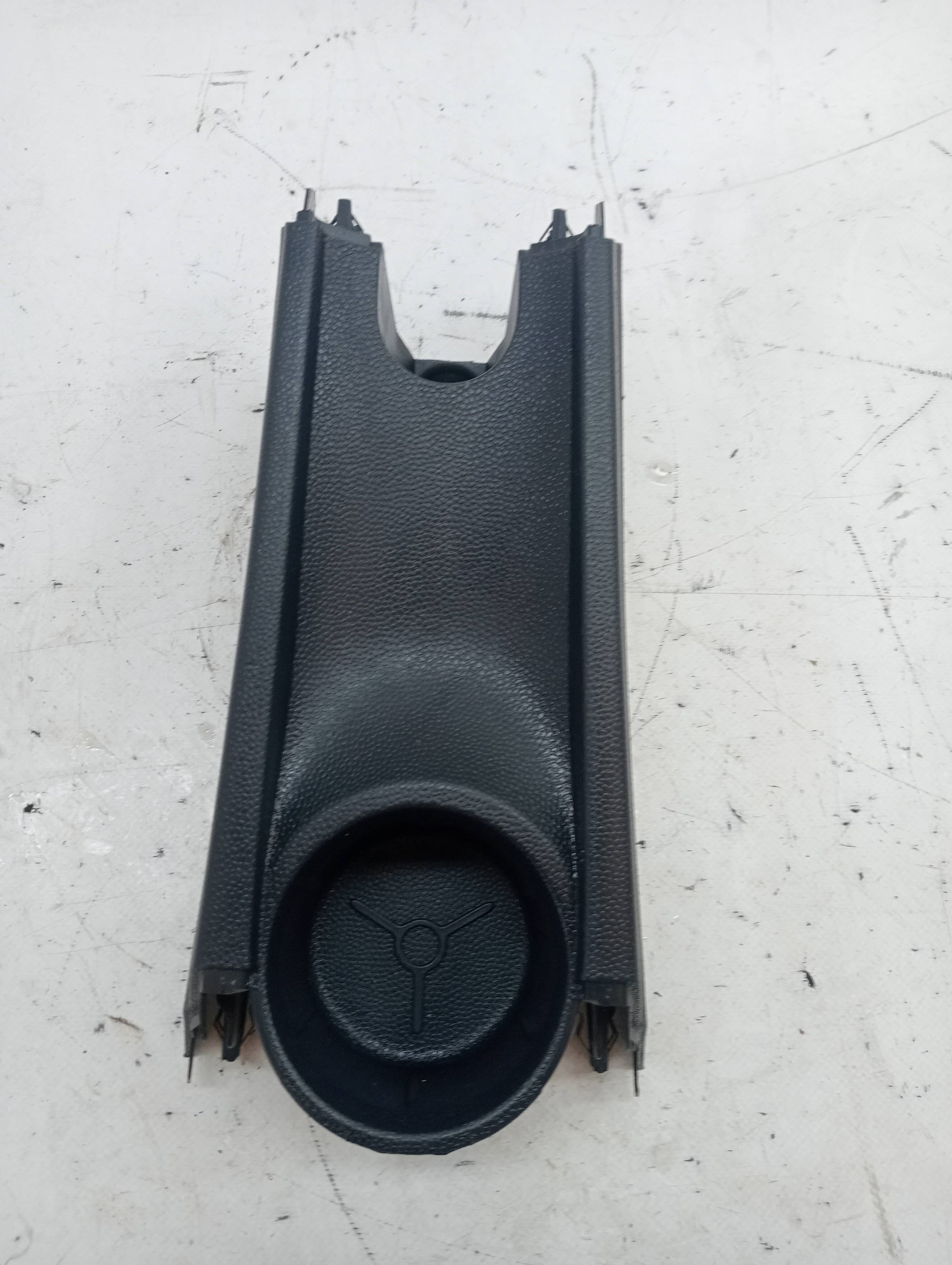 Plastico FORD KA (CCU)