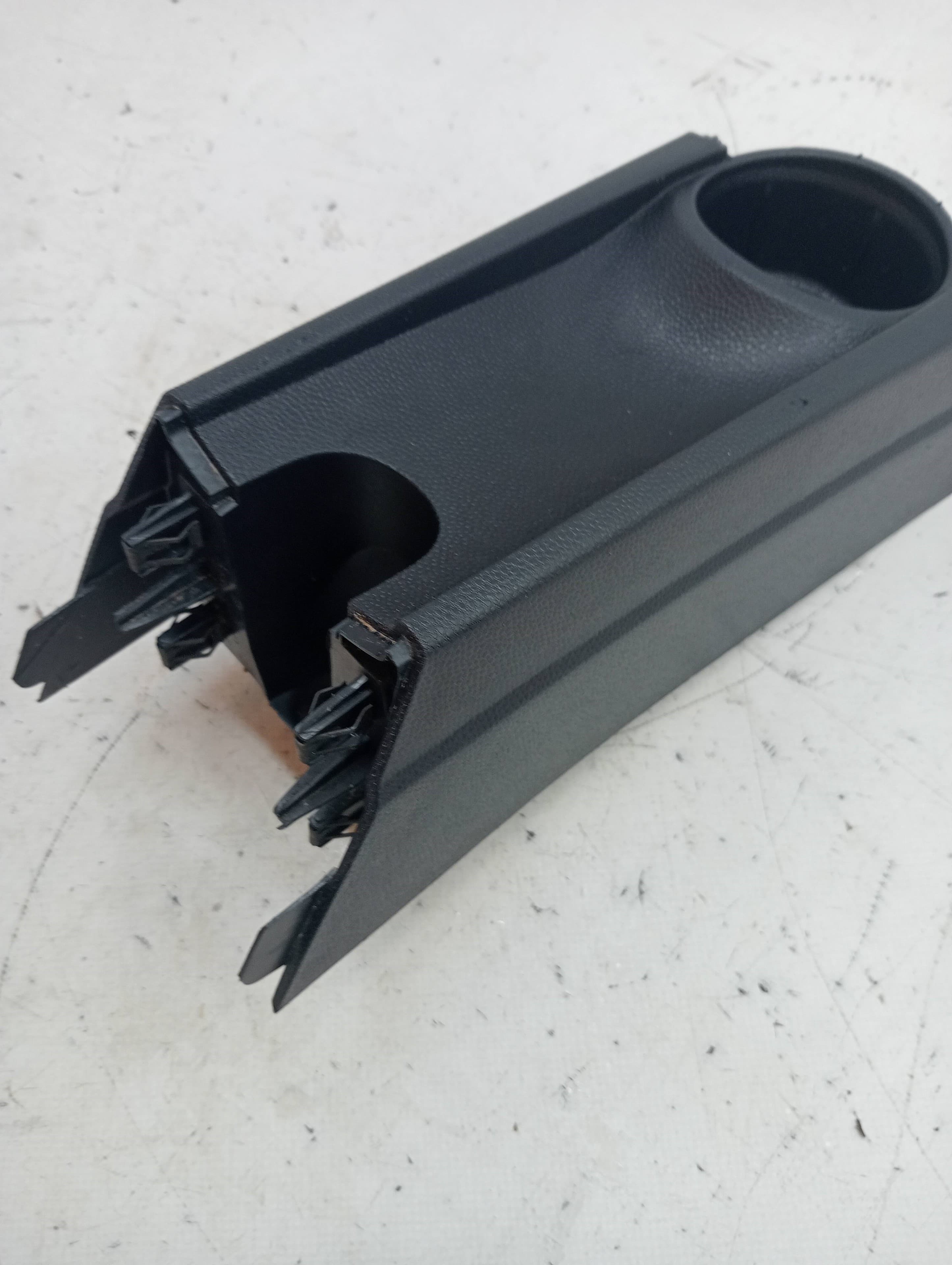 Plastico FORD KA (CCU) 3