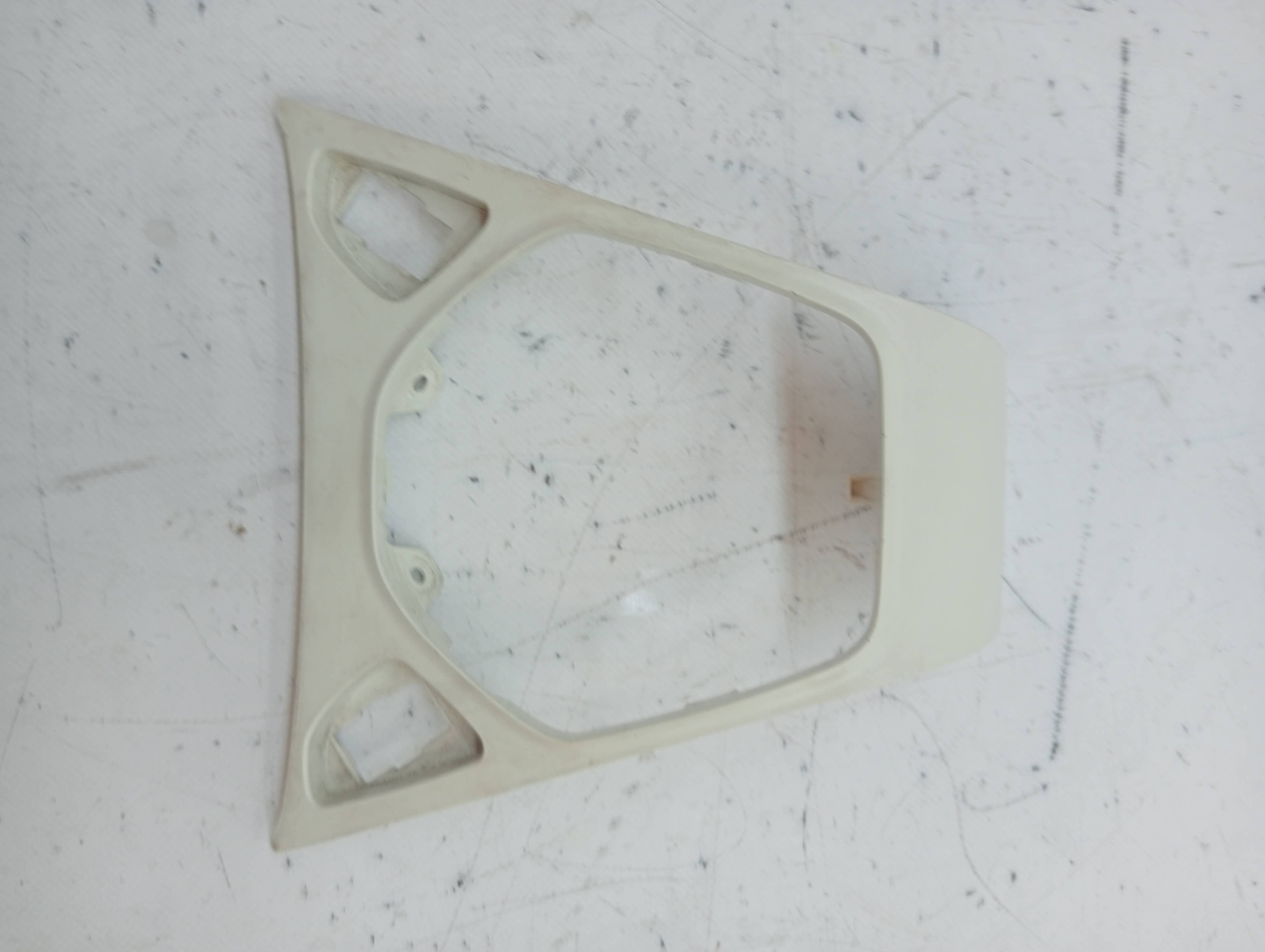 Plastico FORD KA (CCU) 2