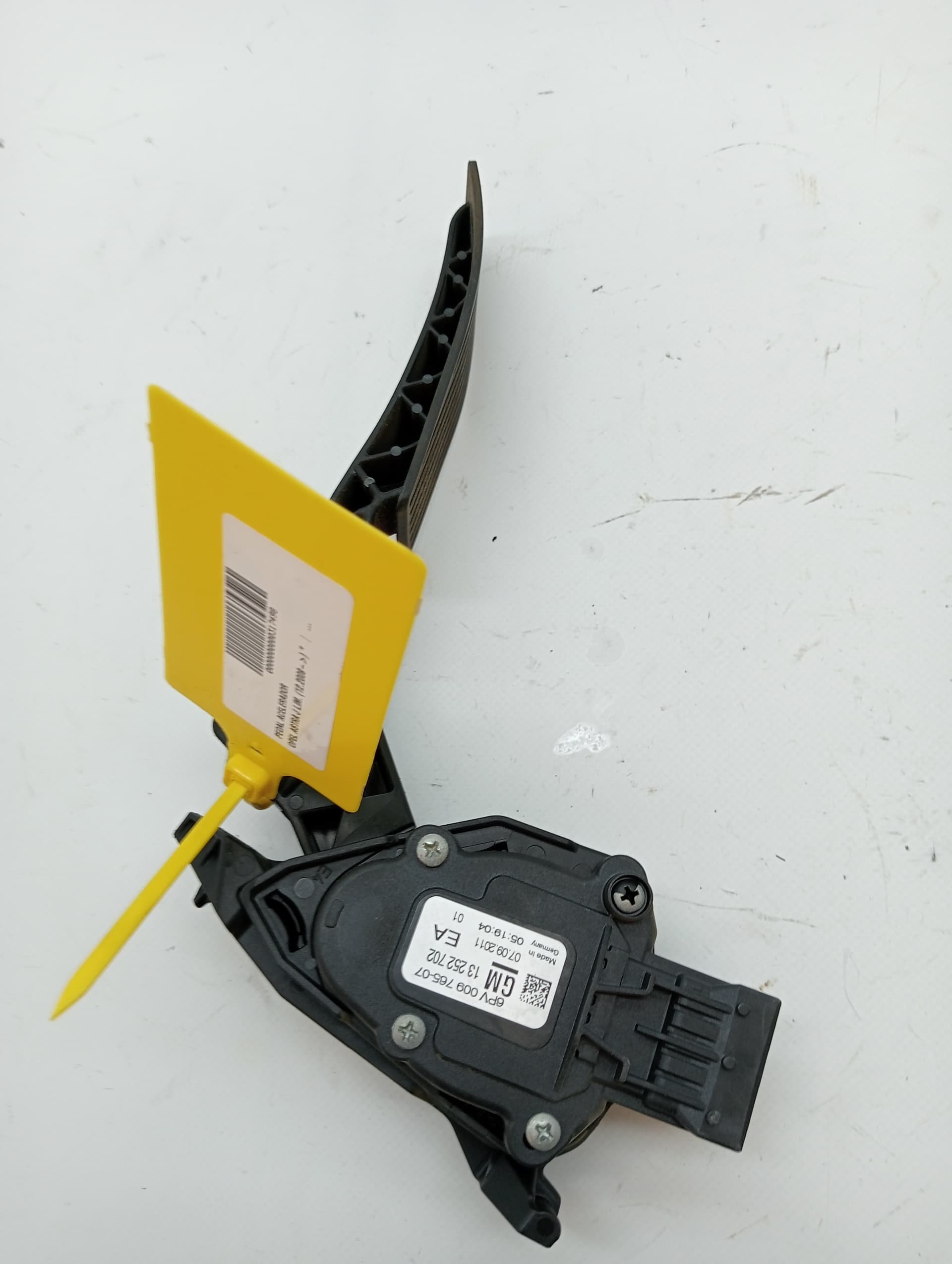 Pedal acelerador OPEL ASTRA J LIM.