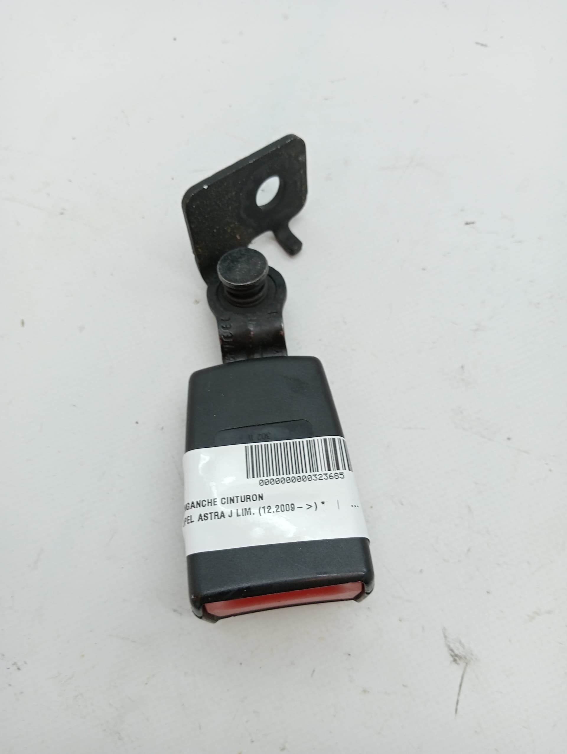 Enganche cinturon OPEL ASTRA J LIM.