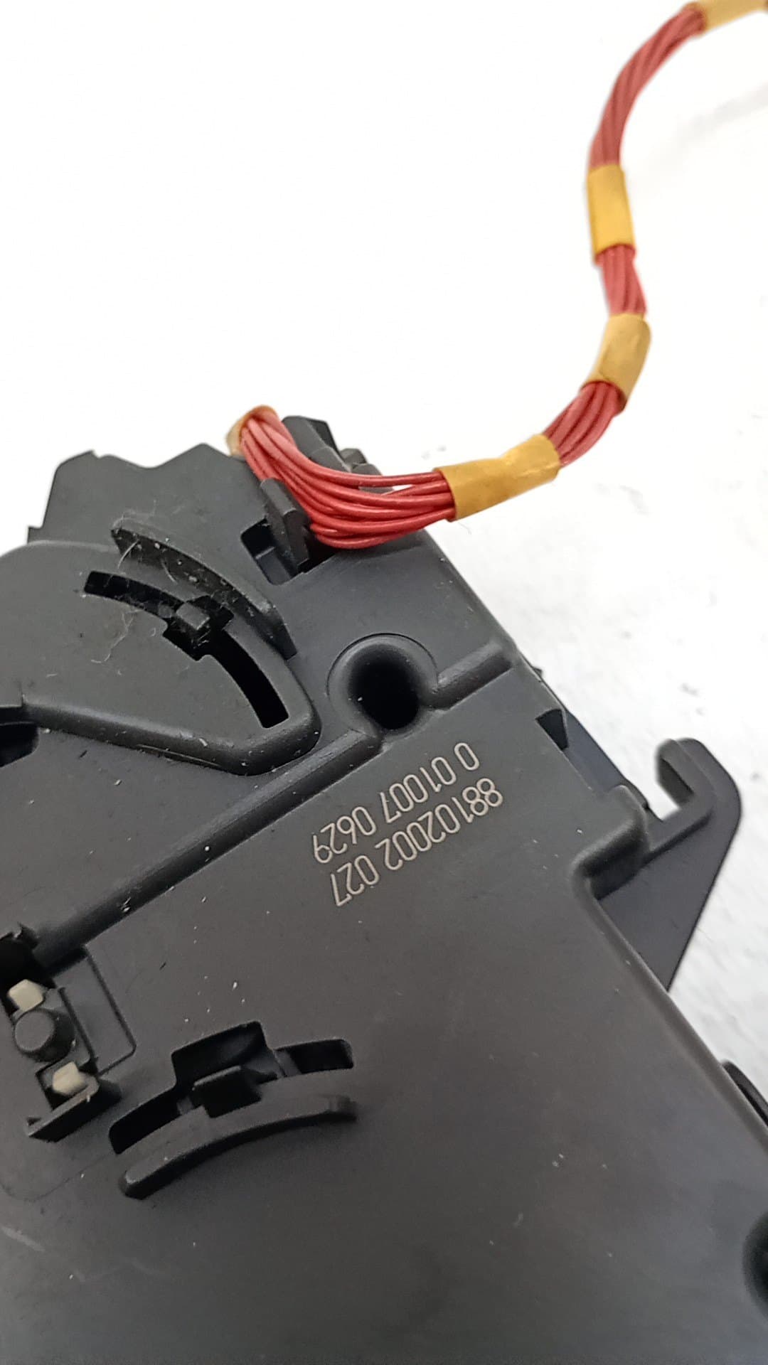 Recambio RENAULT CLIO III ref. 255405605R 3