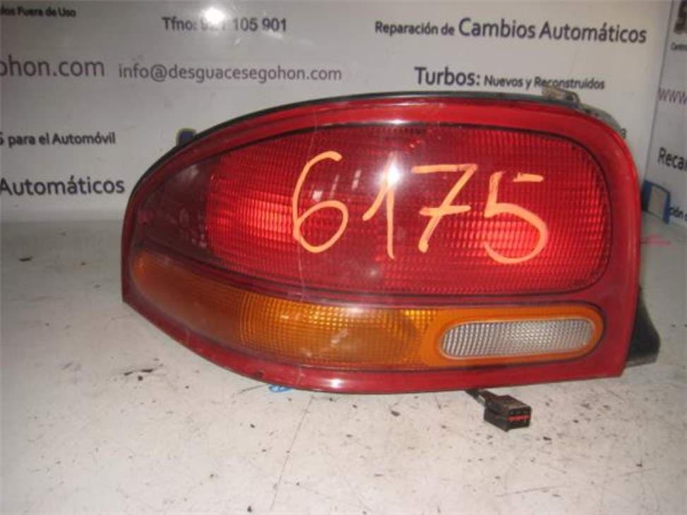 Piloto trasero izquierdo CHRYSLER STRATUS BERLINA (JA)