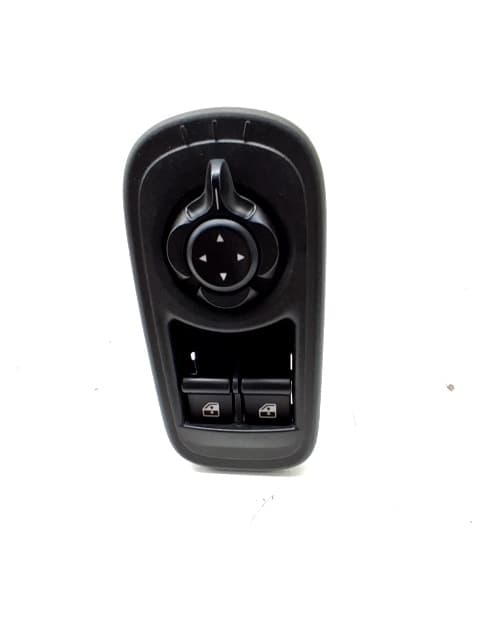 Mando elevalunas delantero izquierdo FIAT 500E
