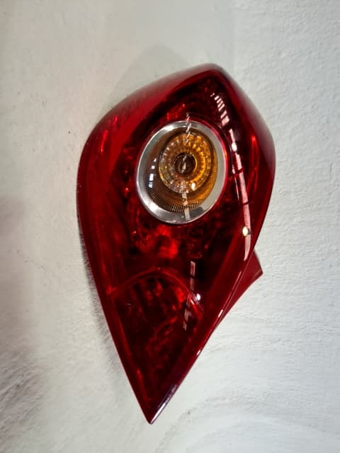 Piloto trasero izquierdo OPEL CORSA D (S07) 5
